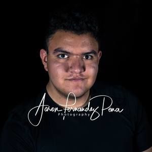 Meet your Posher, Aaron